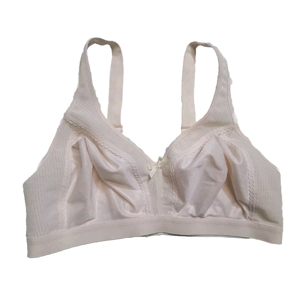 Playtex 18 HR #4777 Support Bra Cream  Size 38D Wireless